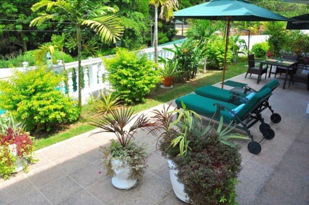 Hanneman Holiday Residence Beau Vallon  Exteriör bild